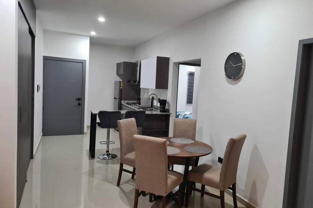 Departamento Cerca Del Malecon Y Zona Dorada Apartment Mazatlán Exterior foto